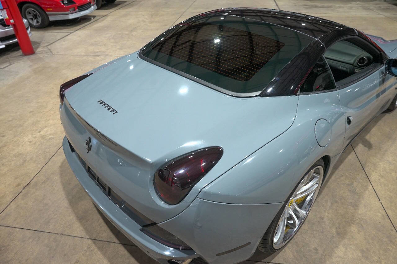 Used 2010 Ferrari California image 31