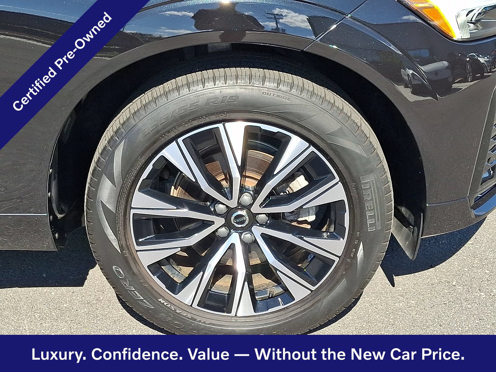 Certified 2024 Volvo XC60 B5 Core w/ Climate Package AWD/4WD image 9