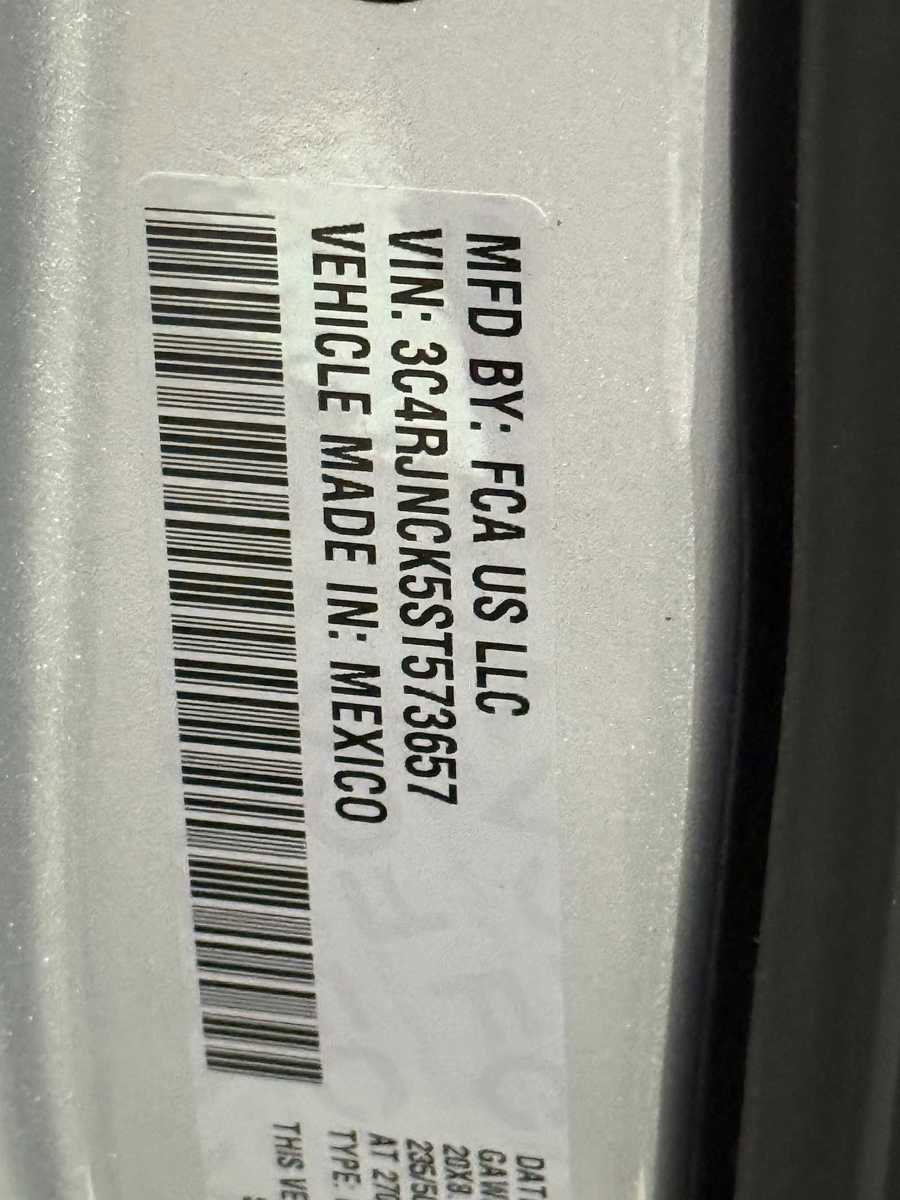 New 2025 Jeep Wagoneer S Limited image 34