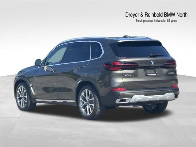 New 2026 BMW X5 xDrive50e AWD/4WD image 4