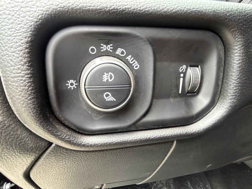 New 2025 RAM 2500 Big Horn image 35