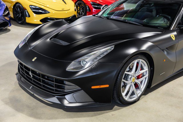 Used 2014 Ferrari F12 Berlinetta RWD image 16
