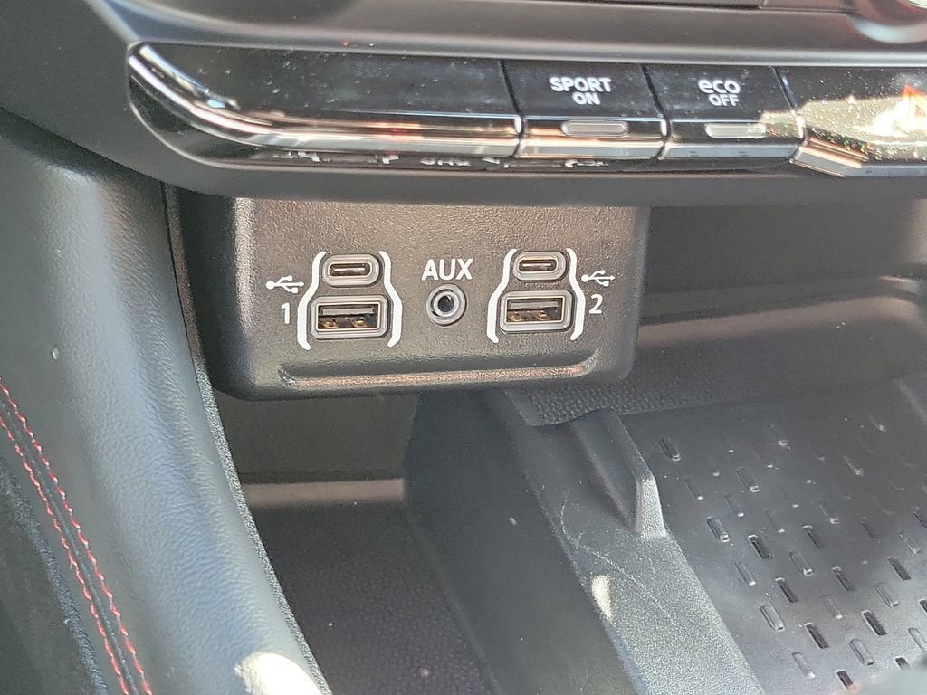 Used 2025 Dodge Durango R/T w/ Blacktop Package image 13