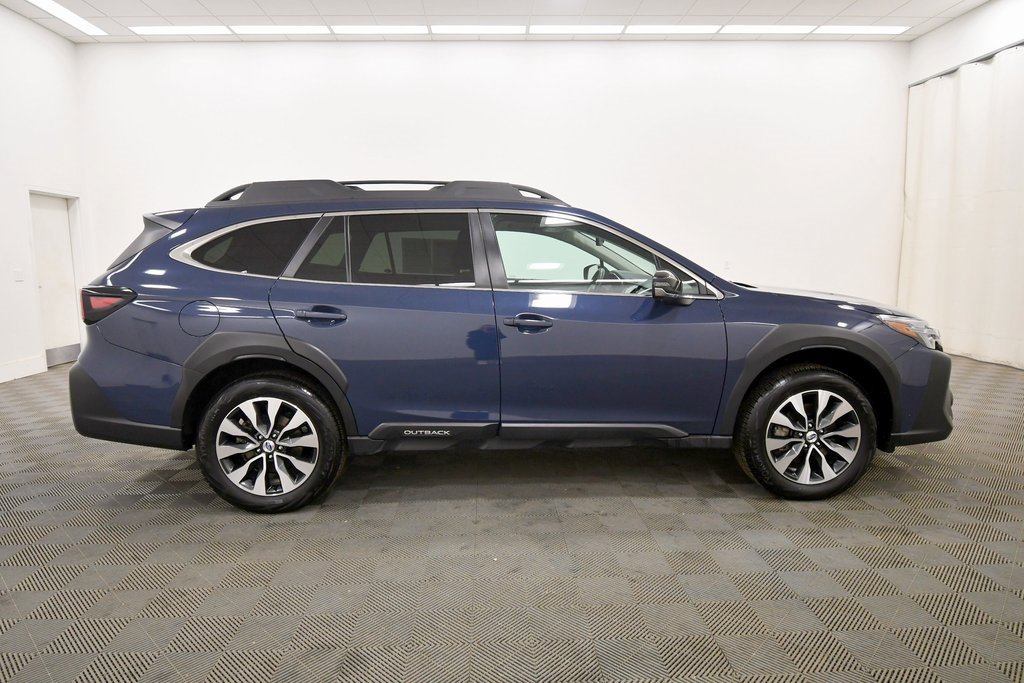 Used 2023 Subaru Outback Limited image 9