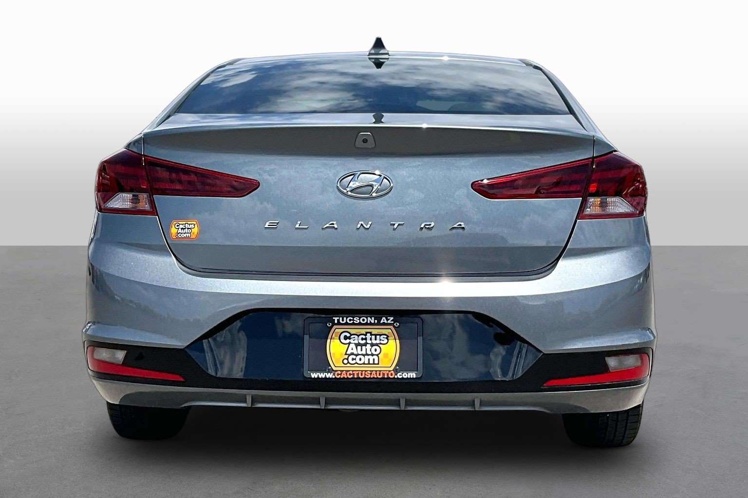 Used 2019 Hyundai Elantra SEL FWD image 4
