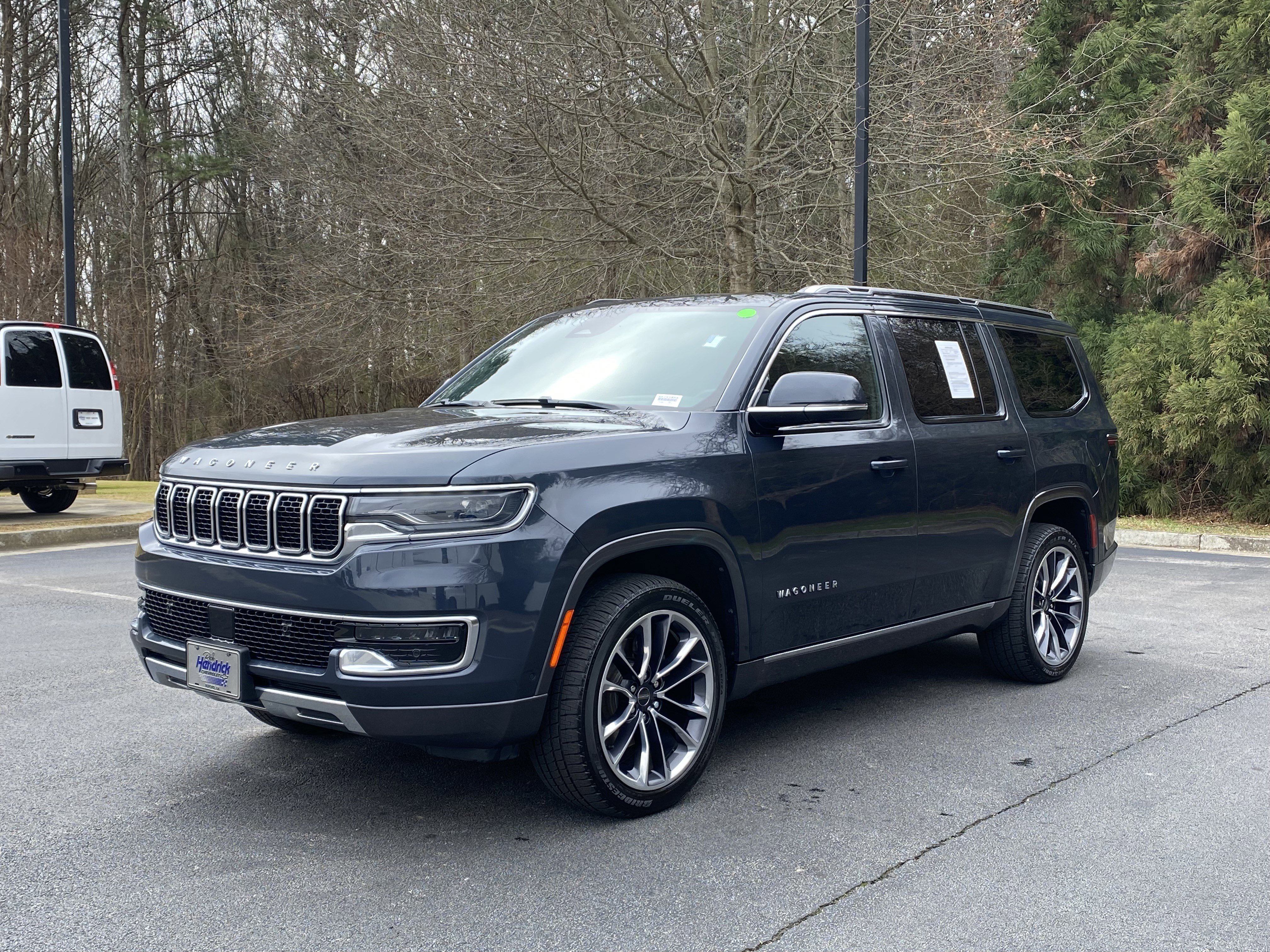 Used 2022 Jeep Wagoneer Series III w/ Premium Group I image 5