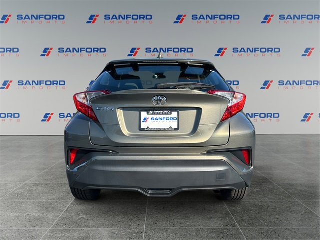 Used 2021 Toyota C-HR LE image 4