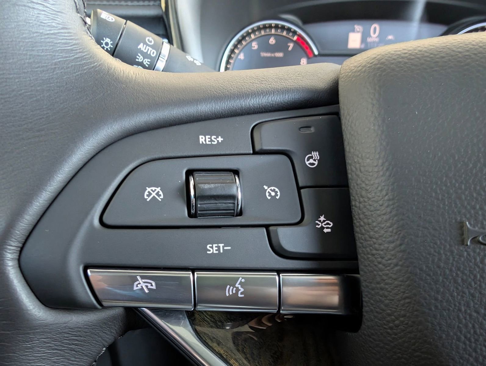 Used 2023 Cadillac XT6 Premium Luxury image 15