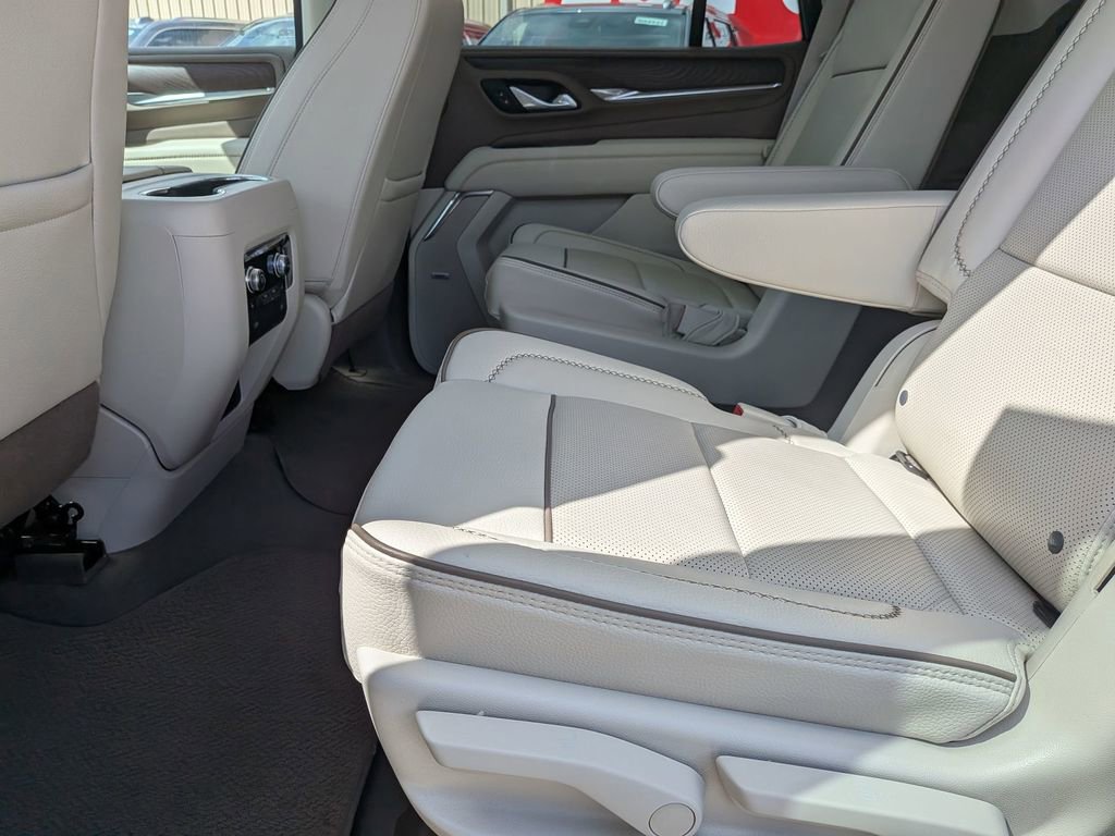 Certified 2023 GMC Yukon Denali AWD/4WD image 22