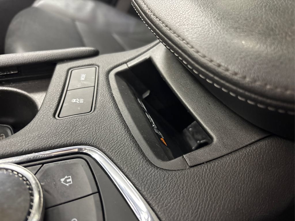 Used 2020 Cadillac XT6 Premium Luxury image 40