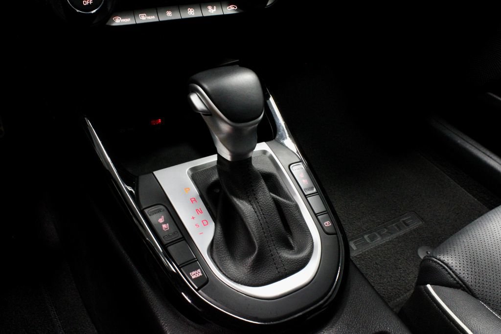 Used 2023 Kia Forte GT-Line w/ GT-Line Premium Package FWD image 31