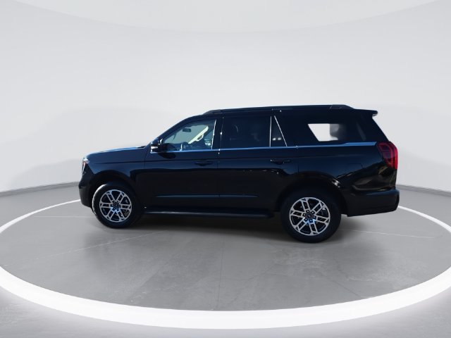 Used 2025 Ford Expedition Active AWD/4WD image 6