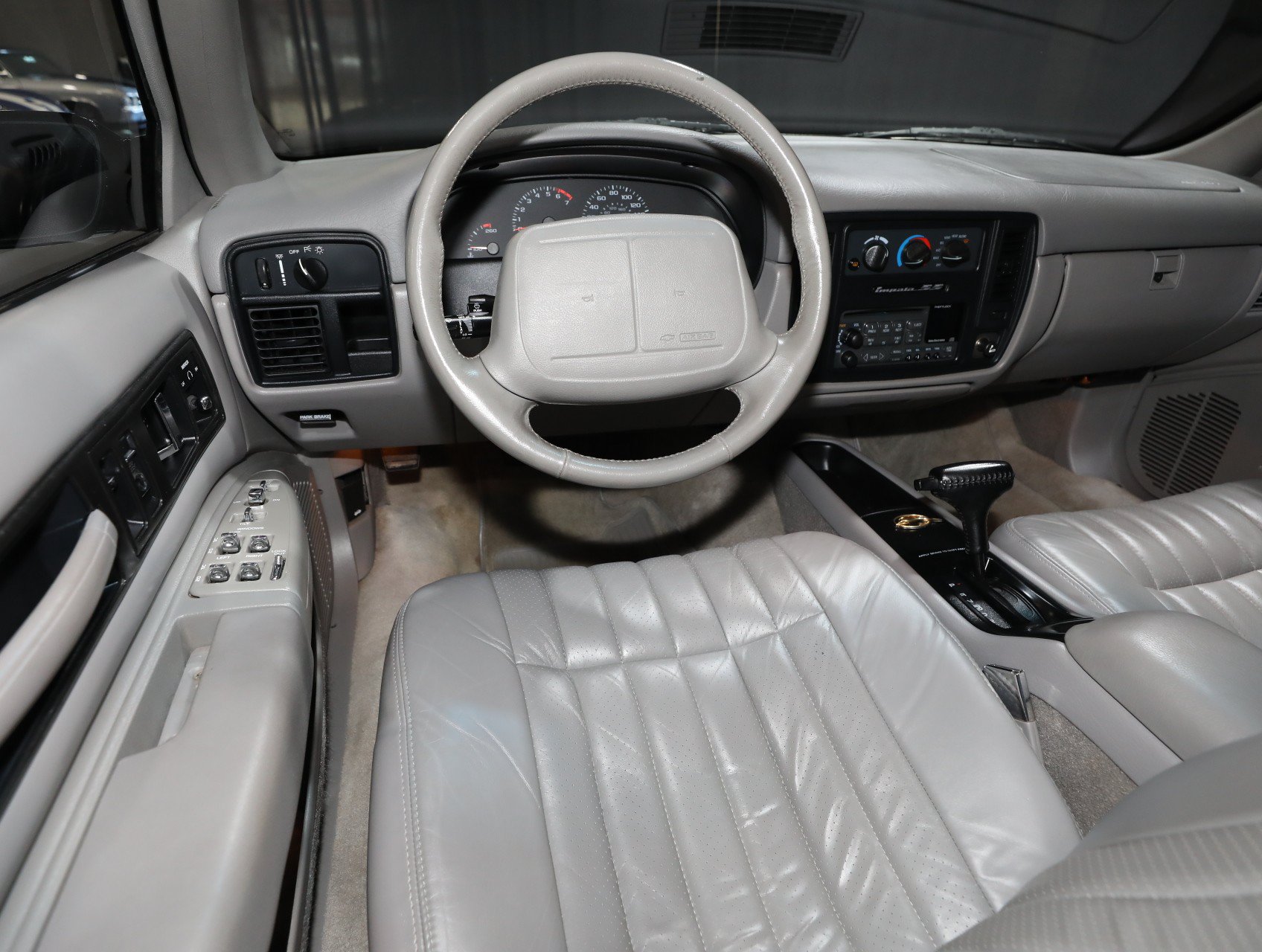 Used 1996 Chevrolet Impala SS RWD image 46