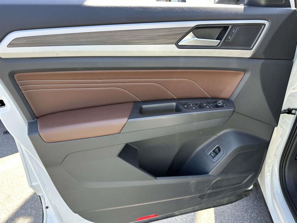 Used 2022 Volkswagen Atlas SEL AWD/4WD image 19