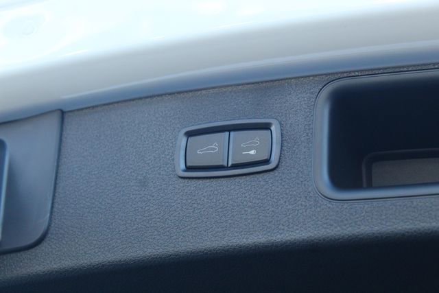 New 2026 Porsche Macan S image 13