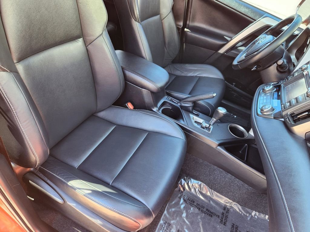 Used 2015 Toyota RAV4 Limited w/ Technology Package image 11