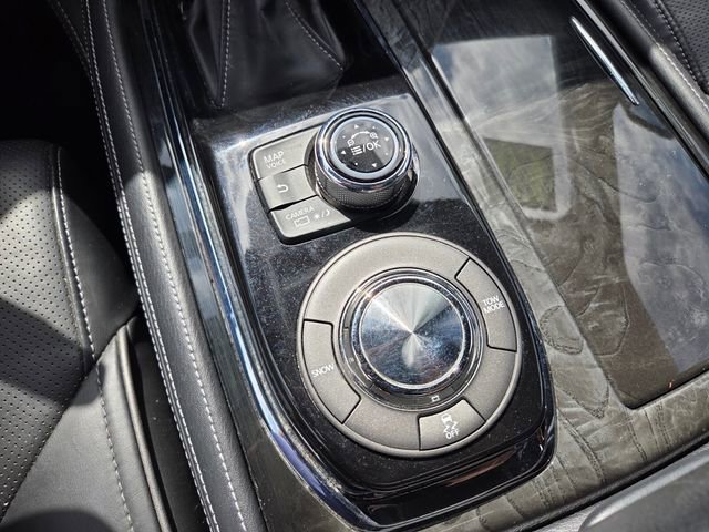 Used 2021 INFINITI QX80 Sensory w/ All-Season Package image 32