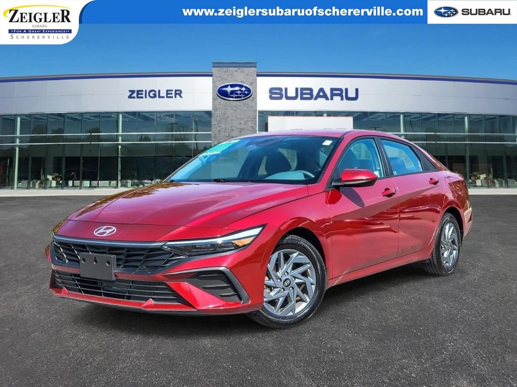Used 2024 Hyundai Elantra SEL FWD image 1