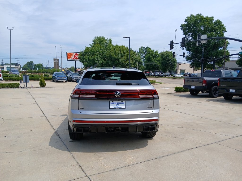 New 2026 Volkswagen Atlas Cross Sport SEL R-Line AWD/4WD image 6