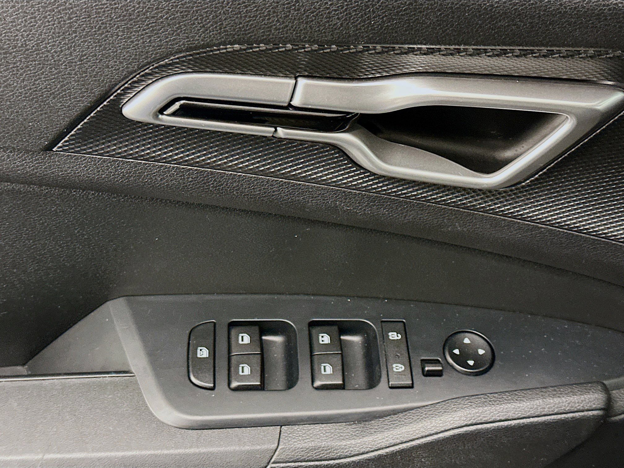 Used 2024 Kia Sportage LX image 15