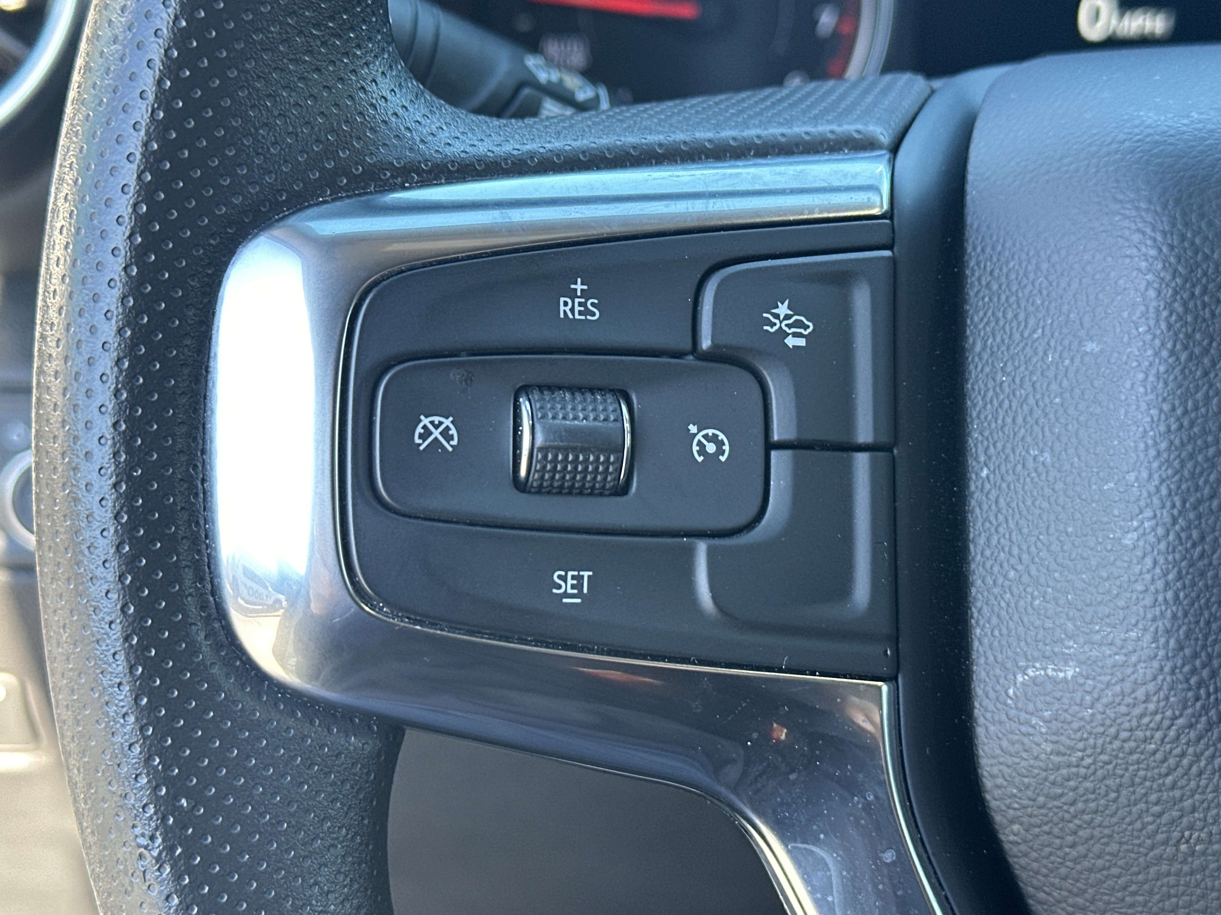 Certified 2024 Chevrolet Blazer LT w/ Convenience Package FWD image 26