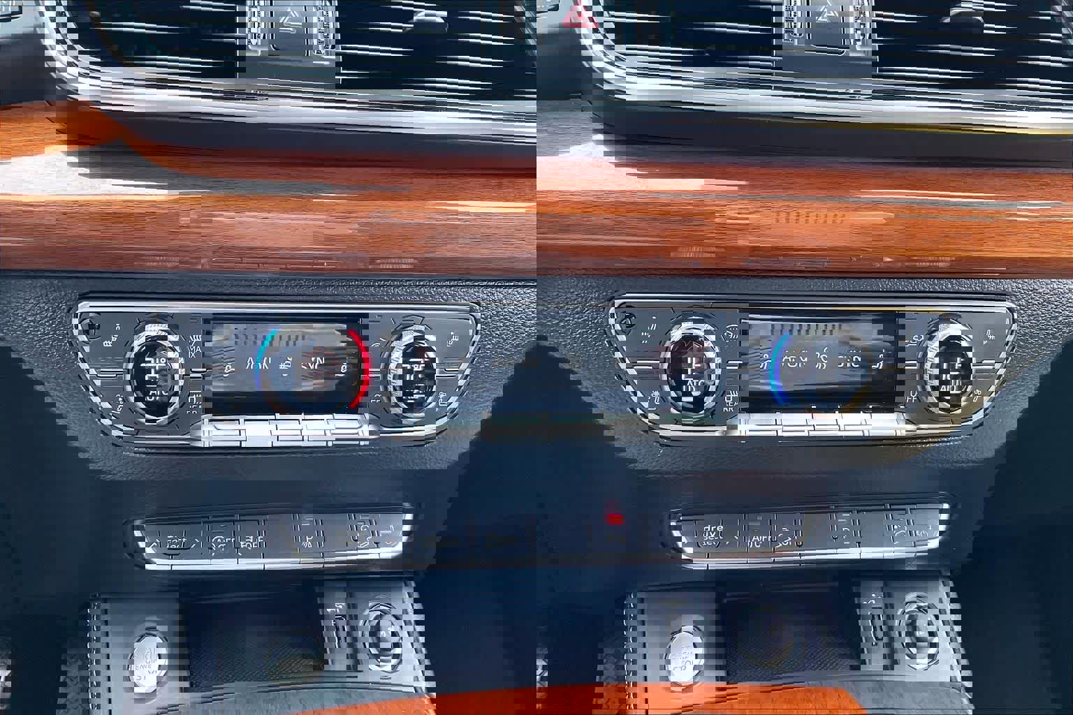 Used 2021 Audi Q5 Premium Plus image 14