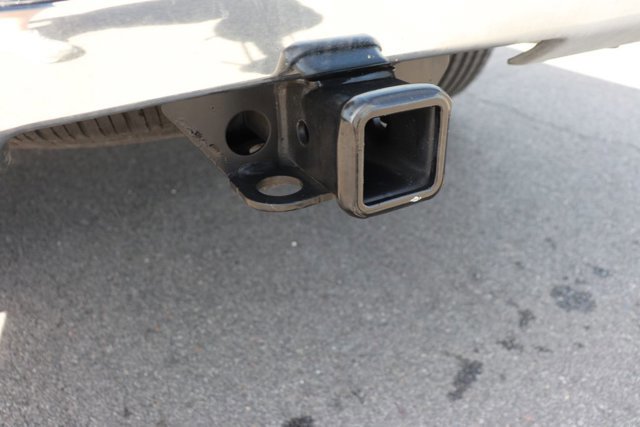 Used 2022 Chevrolet Silverado 1500 LT w/ Convenience Package II image 8