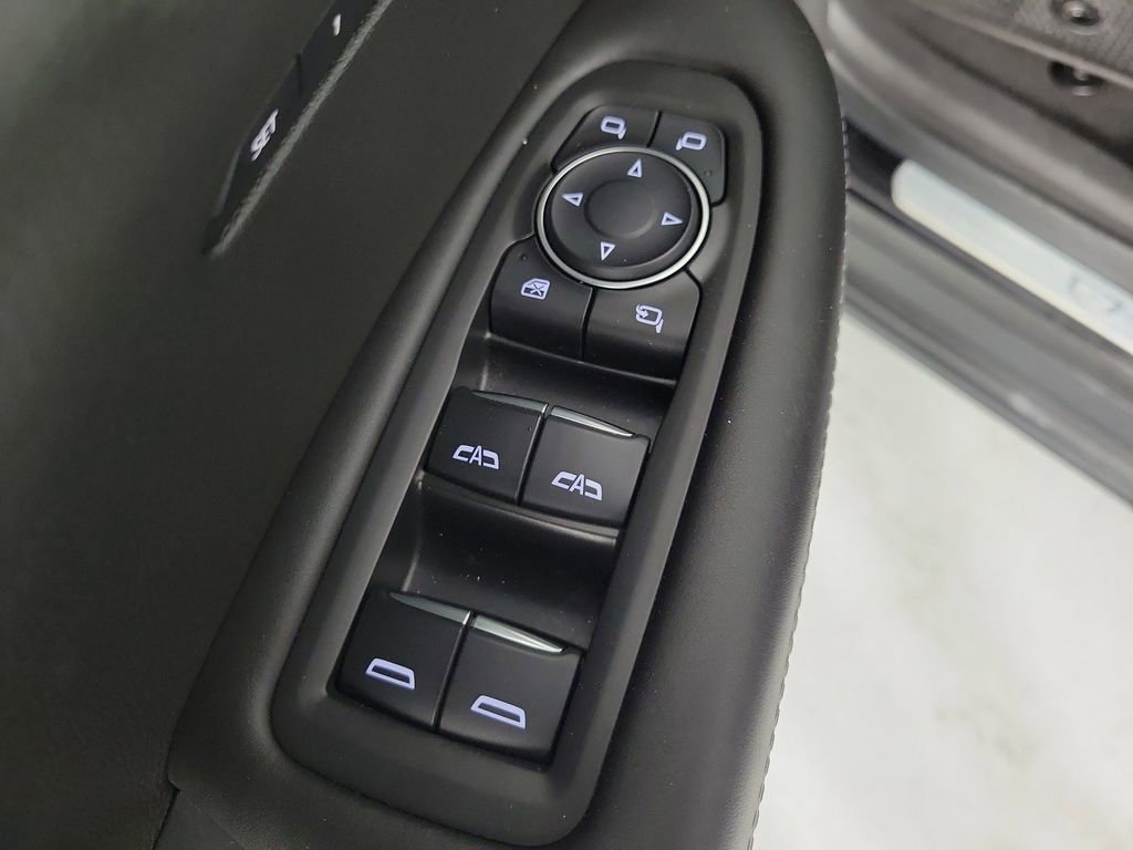 Used 2020 Cadillac XT6 Premium Luxury w/ Platinum Package image 21