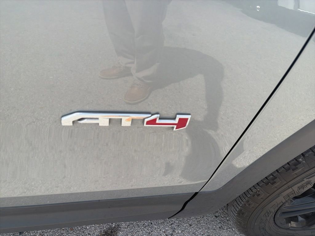 Used 2023 GMC Terrain AT4 w/ Tech Package image 5