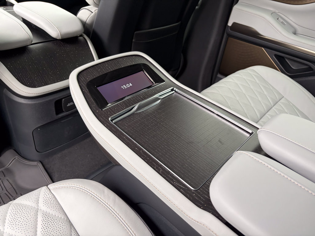New 2027 Lincoln Navigator Black Label AWD/4WD image 70