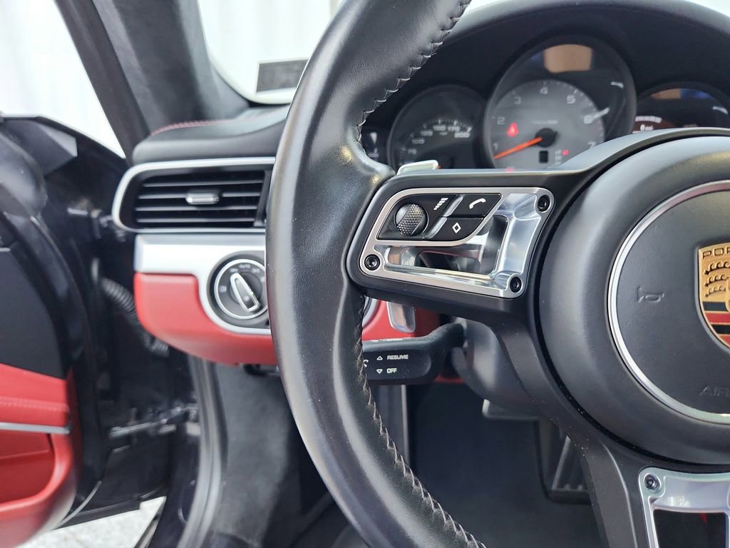 Used 2017 Porsche 911 Carrera 4S image 21