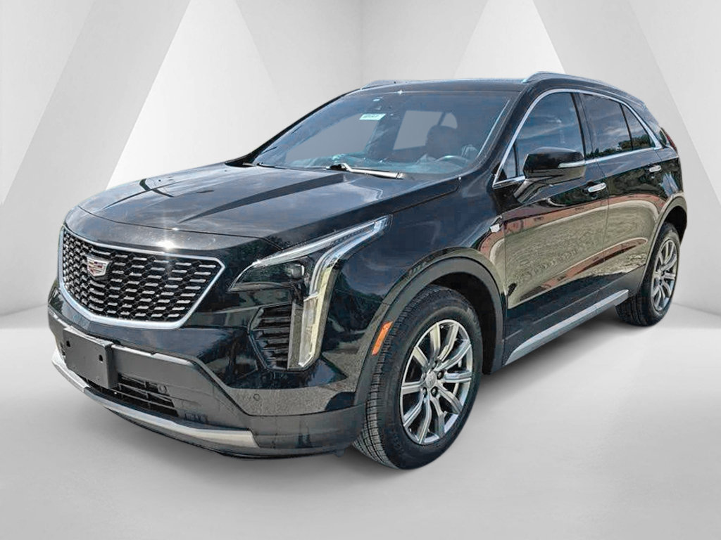 Used 2021 Cadillac XT4 Premium Luxury w/ Driver Awareness Package AWD/4WD image 3