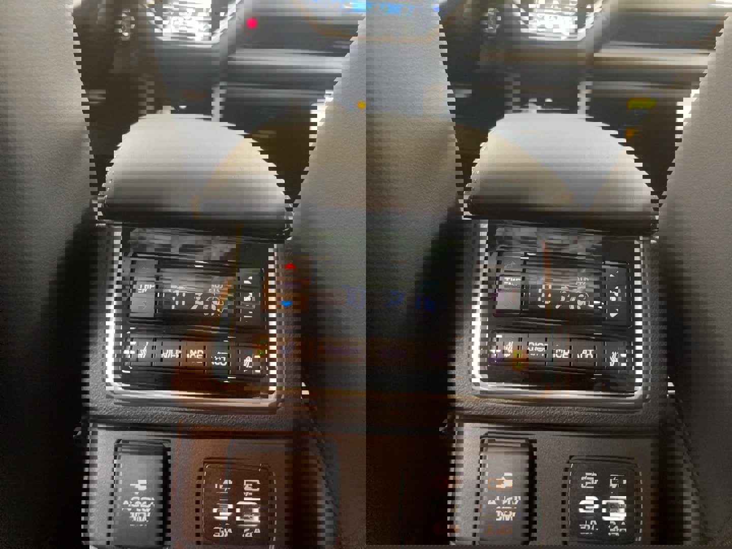 Used 2025 Subaru Ascent Touring image 7