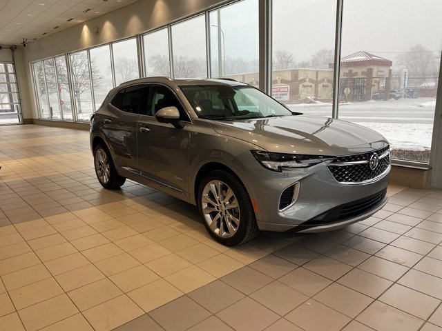 Used 2023 Buick Envision Avenir image 2