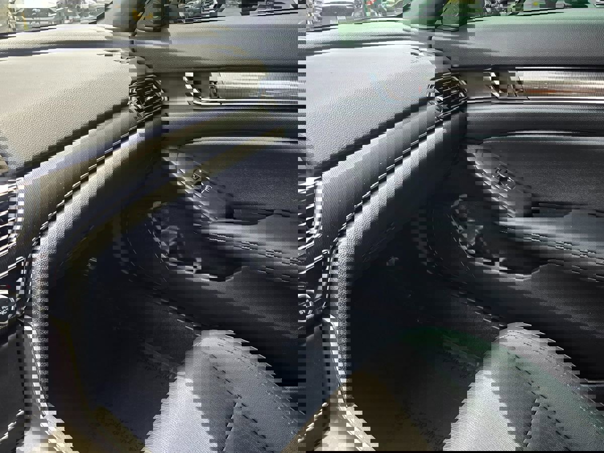 Used 2019 Honda Accord Sport image 36