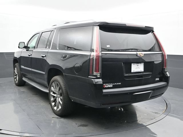 Used 2018 Cadillac Escalade ESV Premium Luxury AWD/4WD image 11