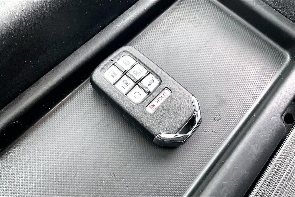 Used 2024 Honda Odyssey Sport image 36