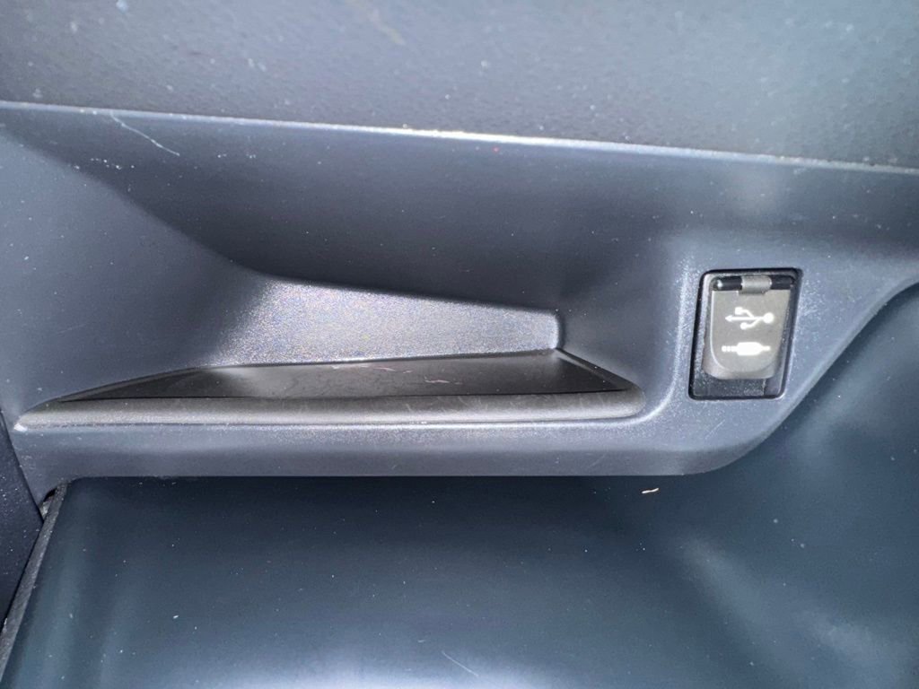 Used 2018 Toyota C-HR XLE image 25