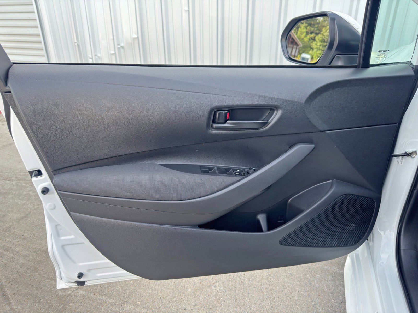 Used 2024 Toyota Corolla LE image 36
