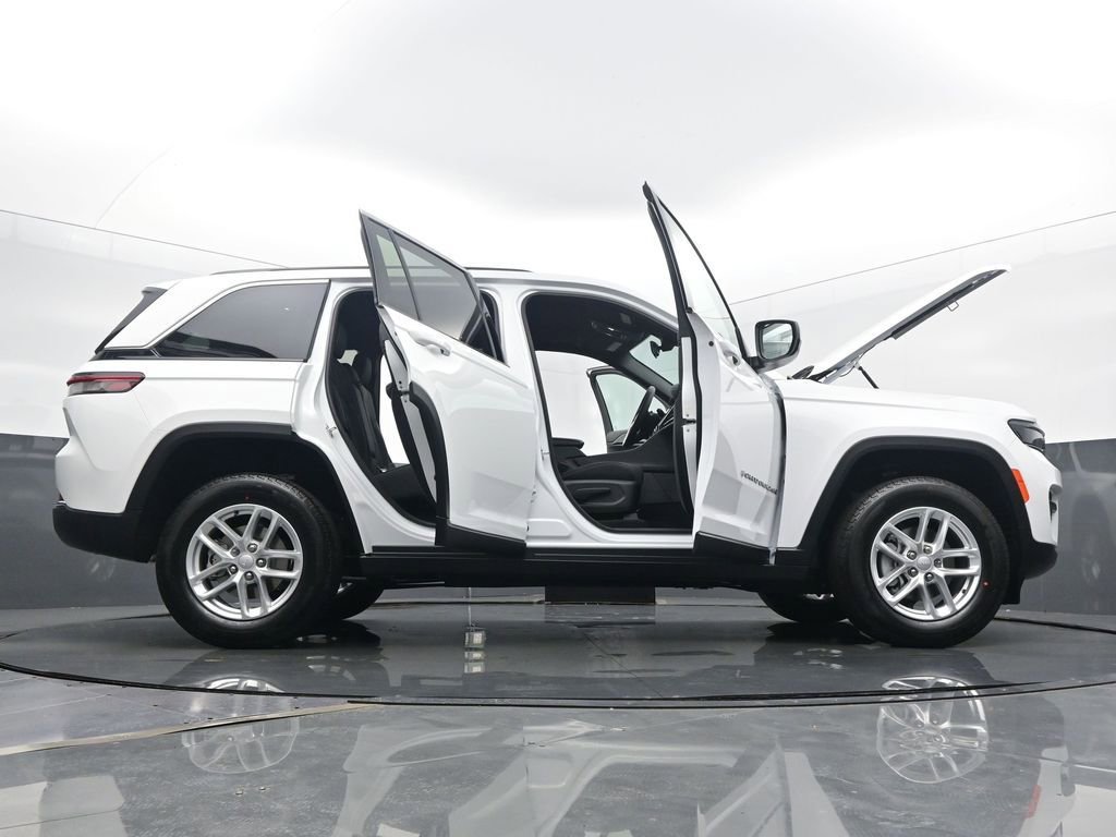 New 2025 Jeep Grand Cherokee Laredo X image 61