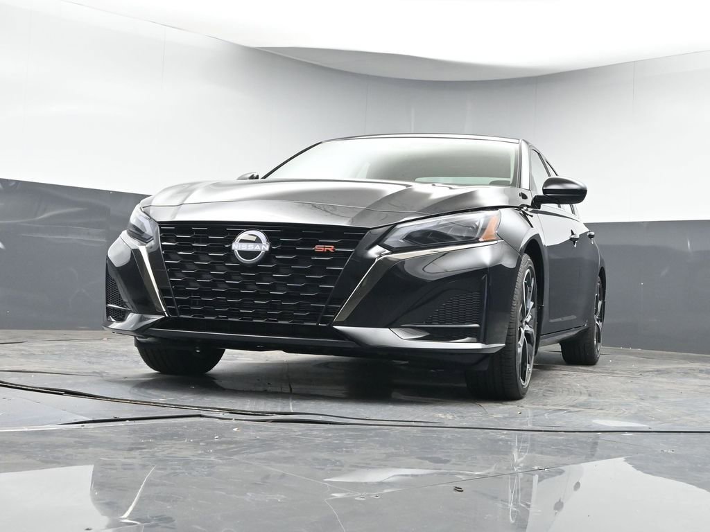 New 2025 Nissan Altima 2.5 SR image 36
