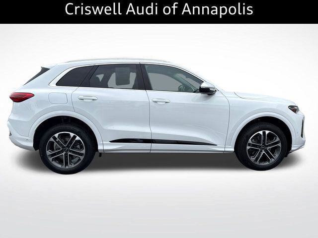 Certified 2025 Audi Q5 Premium w/ Convenience Package AWD/4WD image 8