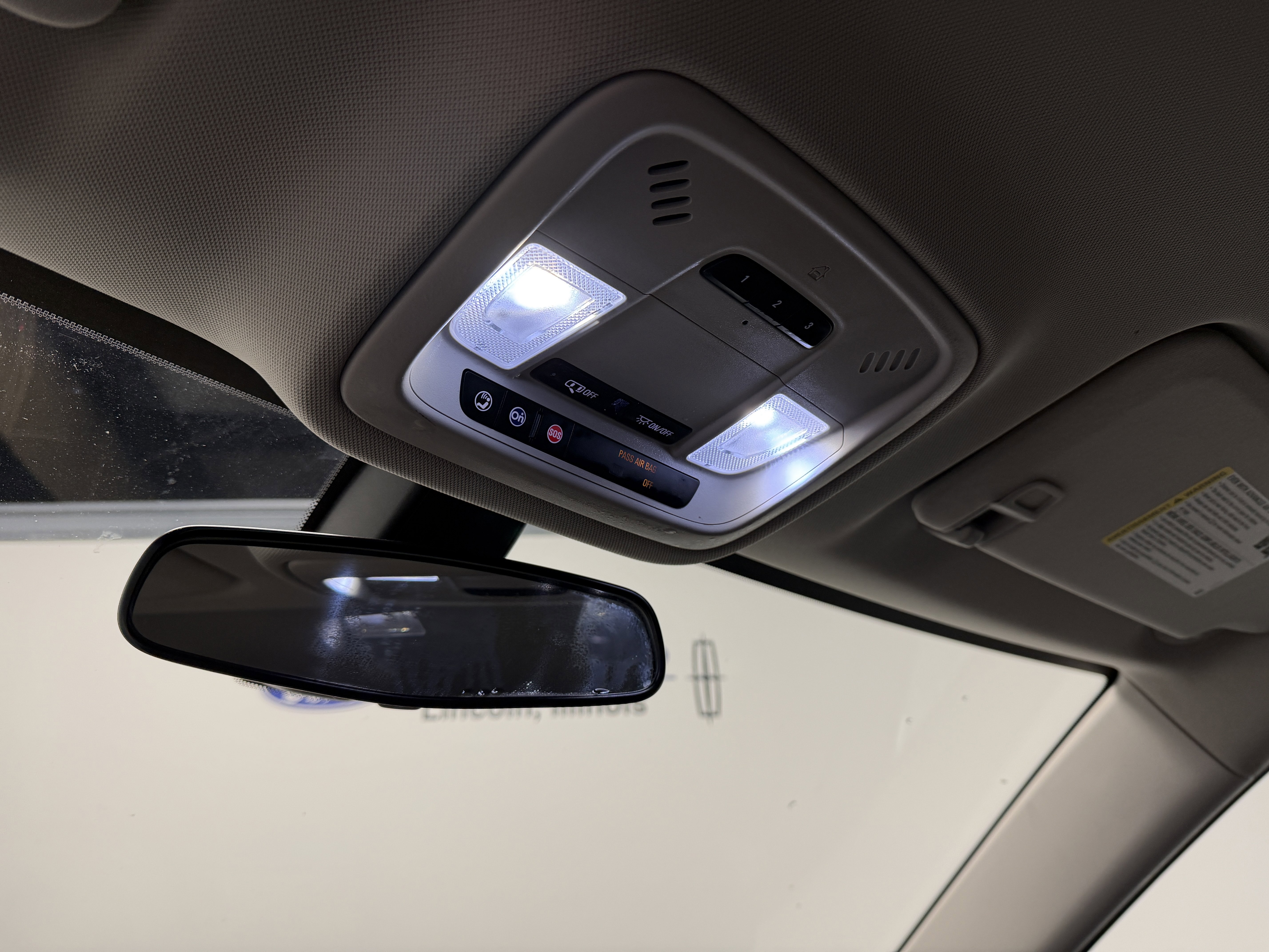 Used 2019 Chevrolet Traverse LT image 7