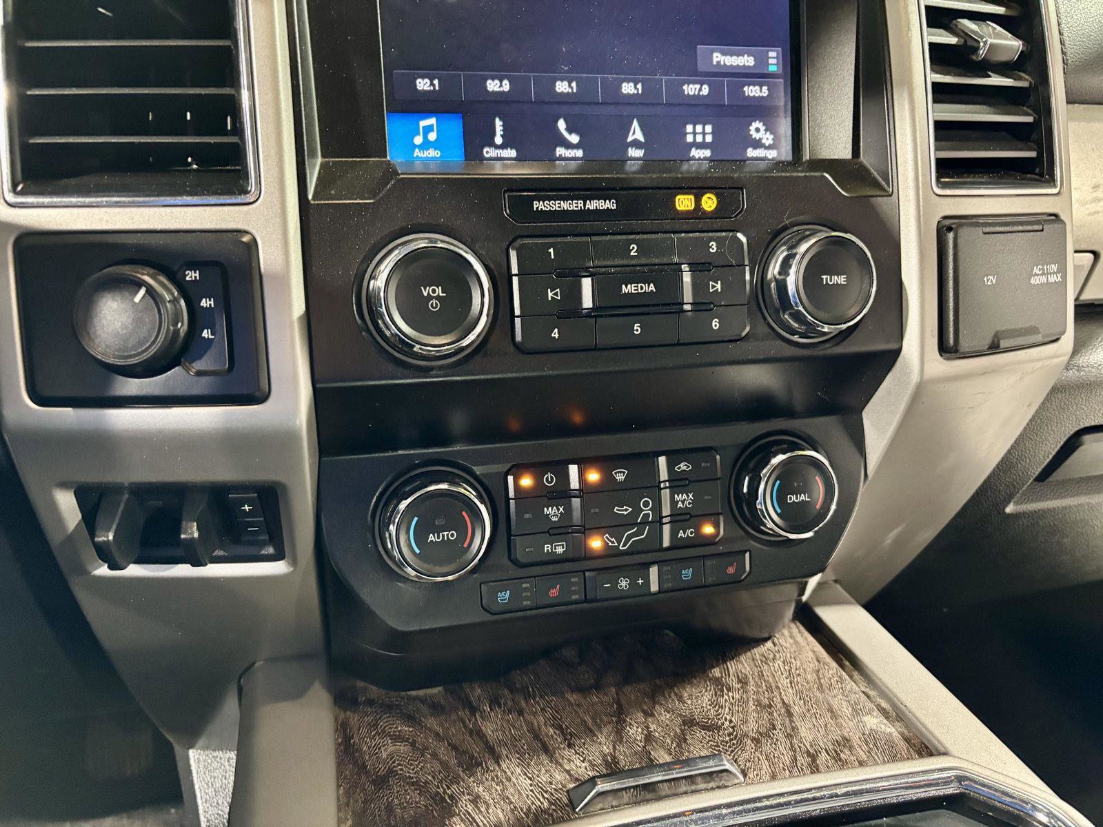 Used 2019 Ford F450 Lariat w/ Lariat Ultimate Package image 36