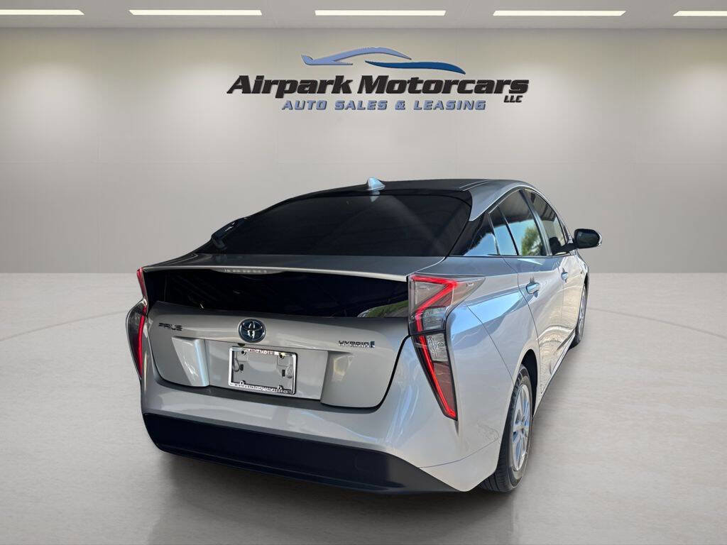 Used 2017 Toyota Prius Two w/ Carpet Mat Package image 5
