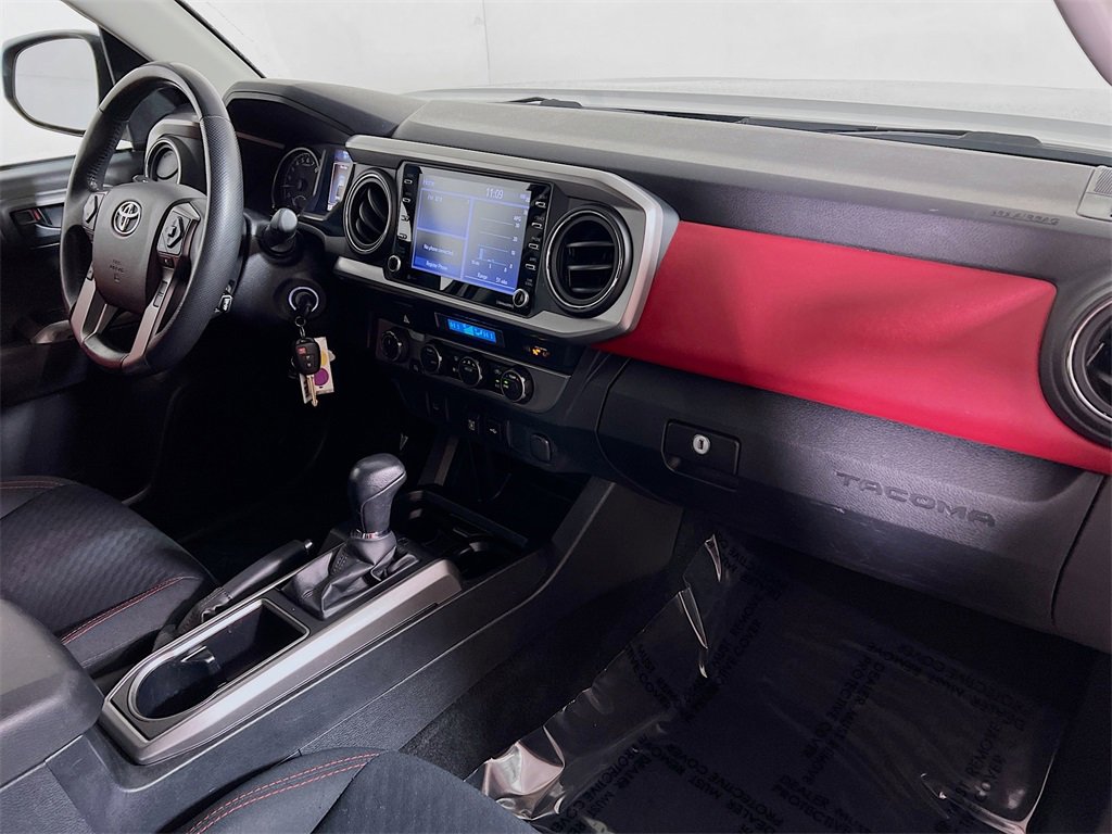 Certified 2022 Toyota Tacoma SR5 image 26