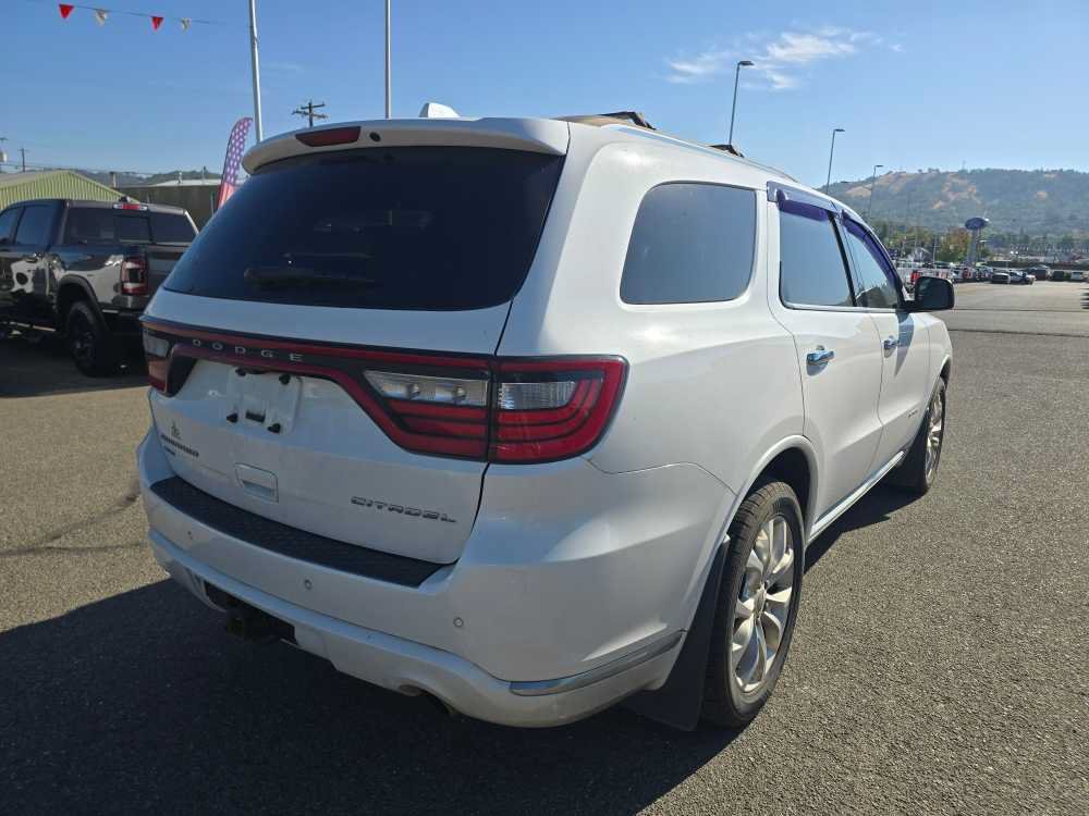 Used 2017 Dodge Durango Citadel w/ Technology Group AWD/4WD image 17