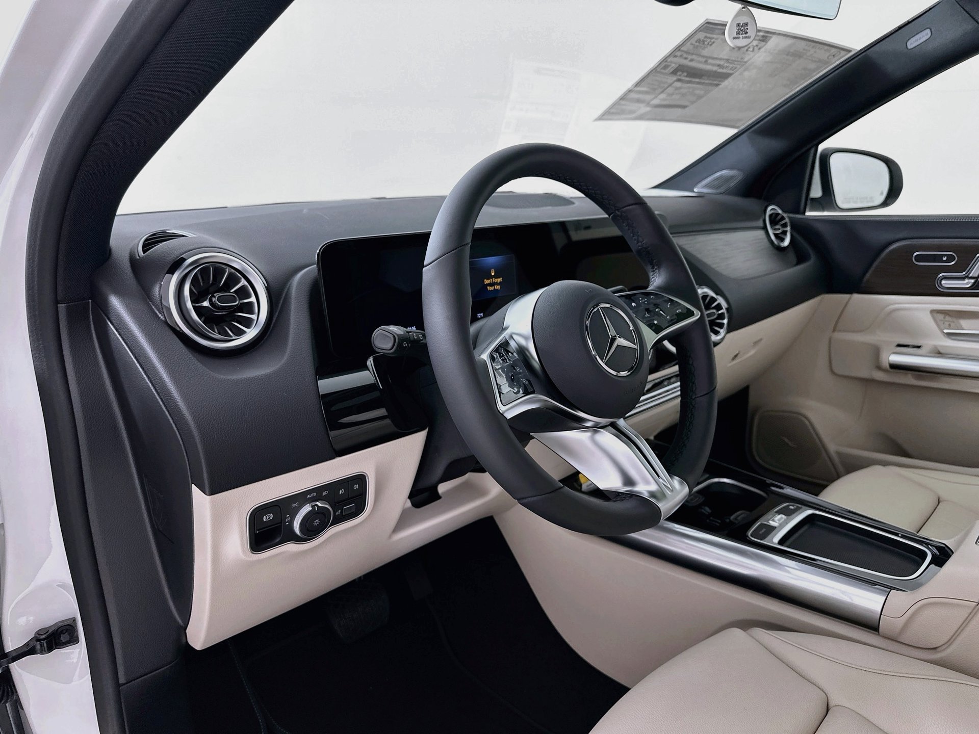 New 2026 Mercedes-Benz GLA 250 image 10