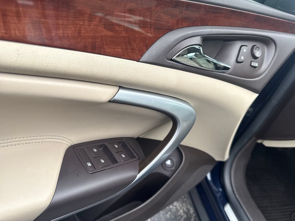 Certified 2015 Buick Regal Premium FWD image 13