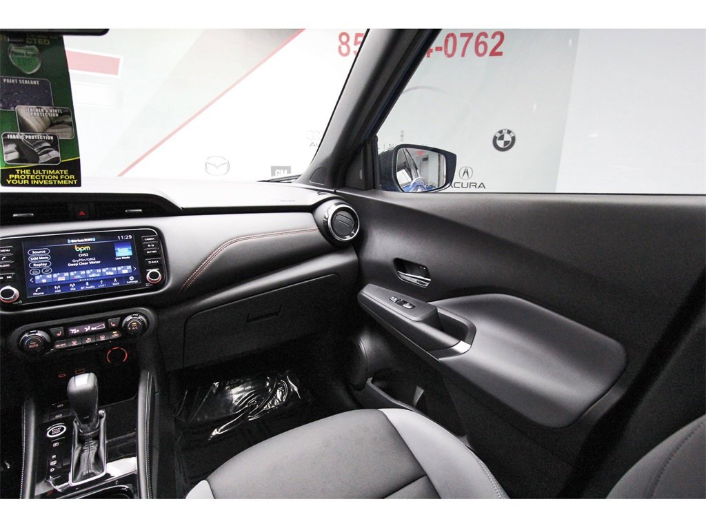 Used 2023 Nissan Kicks SR w/ SR Premium Package image 8